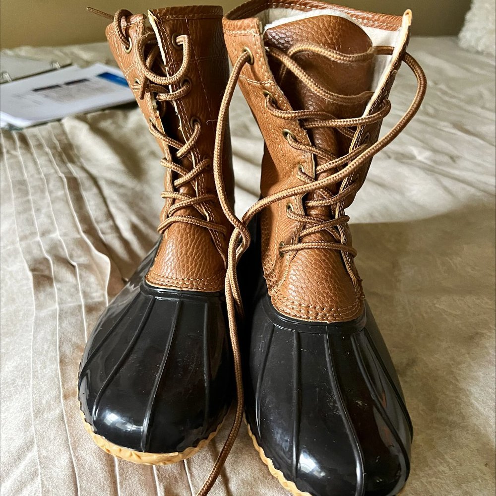 JBU waterproof winter boots, w Faux fur lining